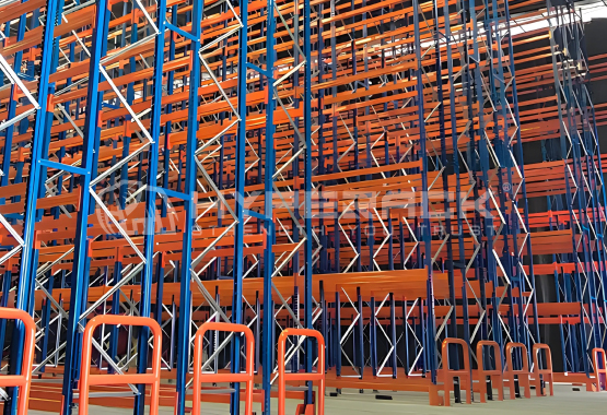 Double-Deep Pallet Racking System