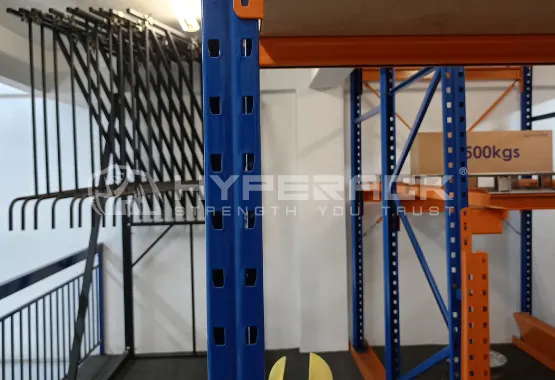 Medium/Heavy Duty Racking